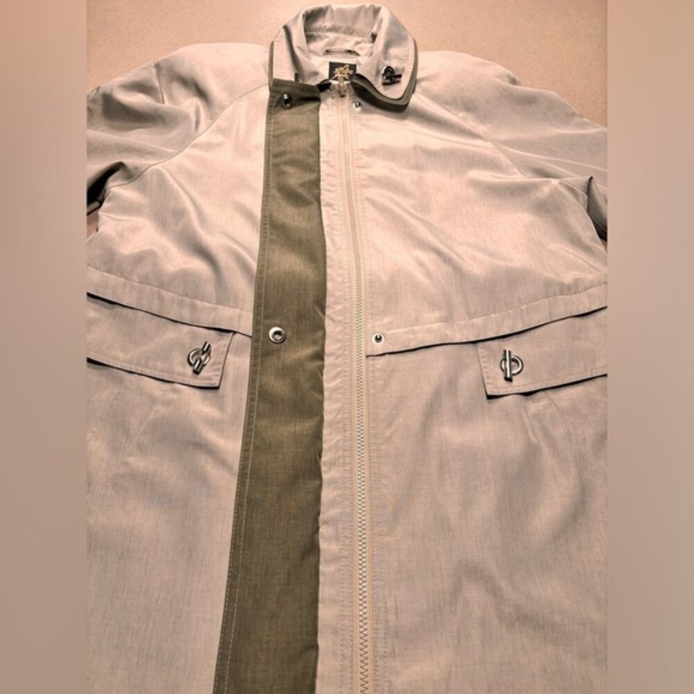 Luba Paris sage green trench coat - Picture 7 of 14